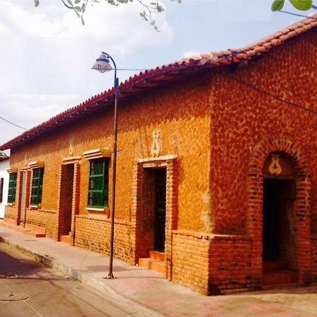 Hotel Boutique Casa De Los Santos Reyes Вальєдупар Екстер'єр фото